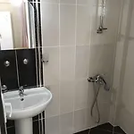 Ξενοδοχείο Ideal *