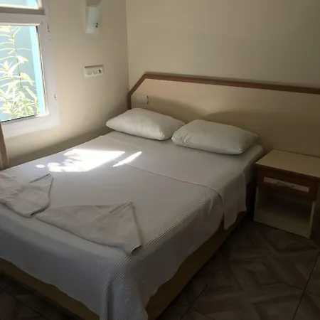 Ideal * Φετιγιέ